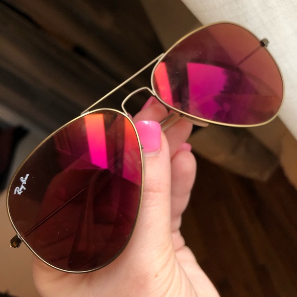 Ray-Ban Accessories - Rayban Aviators - The Icons Style